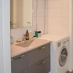 2 Bedroom Awesome In アパート *