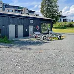 Διαμέρισμα 2 Bedroom Awesome In *