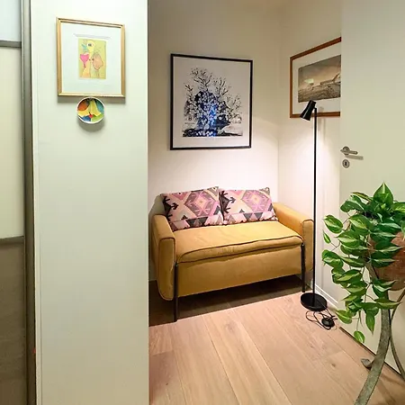 2 Bedroom Awesome In *