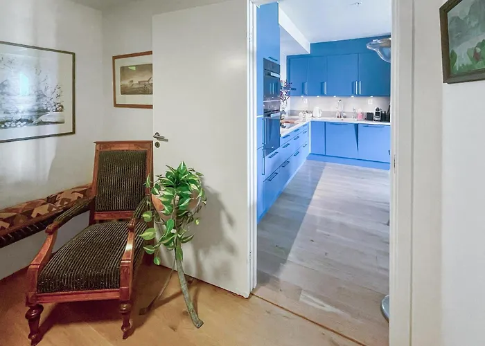 2 Bedroom Awesome In Apartamento *