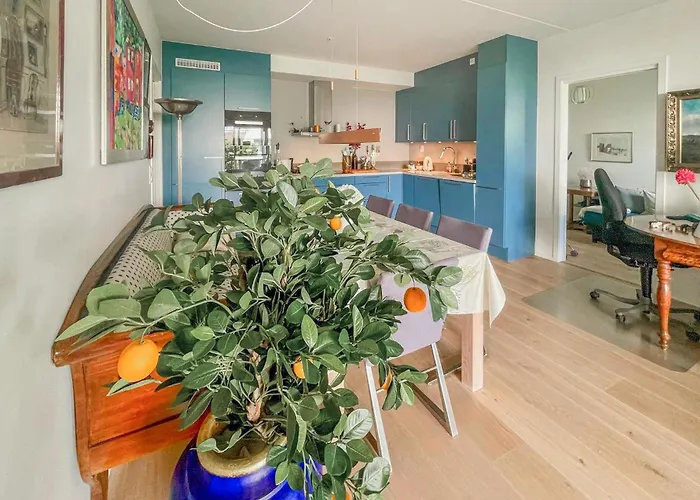 Apartamento 2 Bedroom Awesome In *