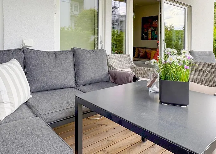 2 Bedroom Awesome In Fornebu