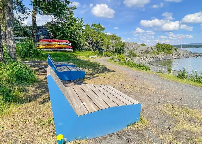 Apartamento 2 Bedroom Awesome In *