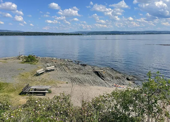 2 Bedroom Awesome In *